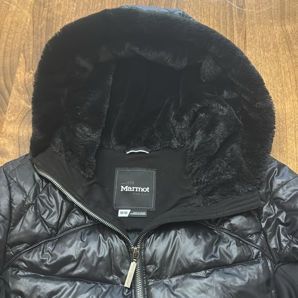 Marmot Black Puffer Jacket - Picture 3 of 16